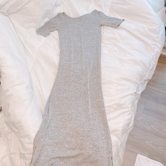 Aritzia Wilfred Free Knit Long Flowy Dress - Picture 2 of 4